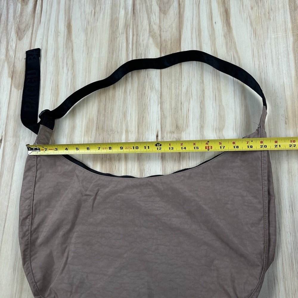 BAGGU Crescent Bag Beige Brown One Size Crossbody Shoulder Bag Nylon - Picture 7 of 10